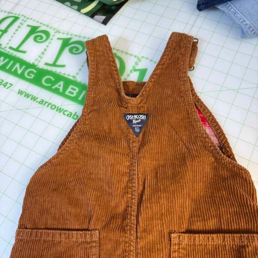 Oshkosh Bgosh Brown Corduroy Vestback Overalls bibs 5T boy girl warm cotton